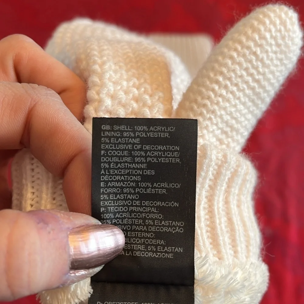 NWOT The North Face Ivory Cable Knit Mittens w/ Fleece Lining Winter Gloves